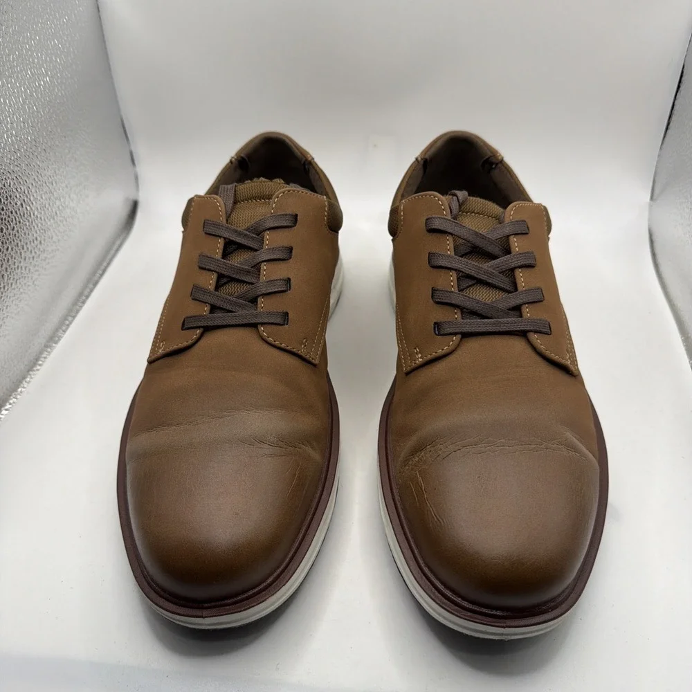Lands End Sport Oxford Dark‎ Tan And White. Size 11